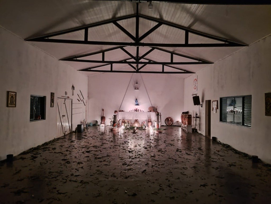 Templo à noite